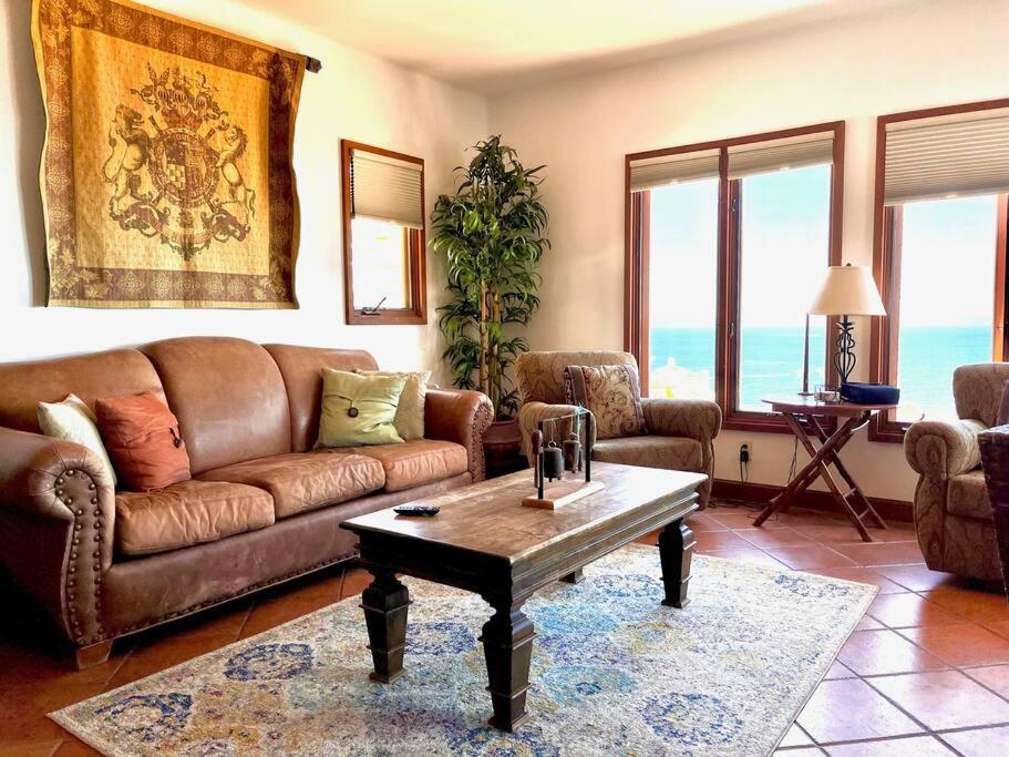 Sunrise Bliss Villa Avalon Dış mekan fotoğraf